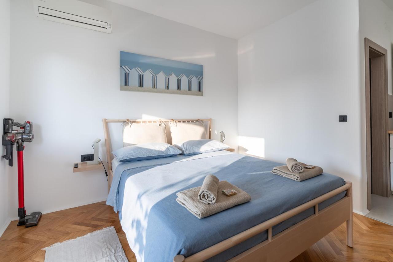 New! D31 Studio W2 Bikes, Sunny Terrace & Parking Ρόβινι Εξωτερικό φωτογραφία